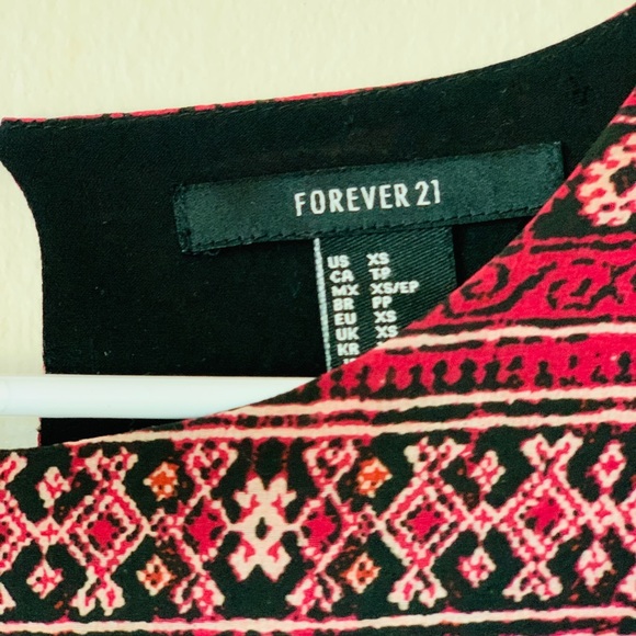 Asymmetrical Pattern Dress - Picture 8 of 9